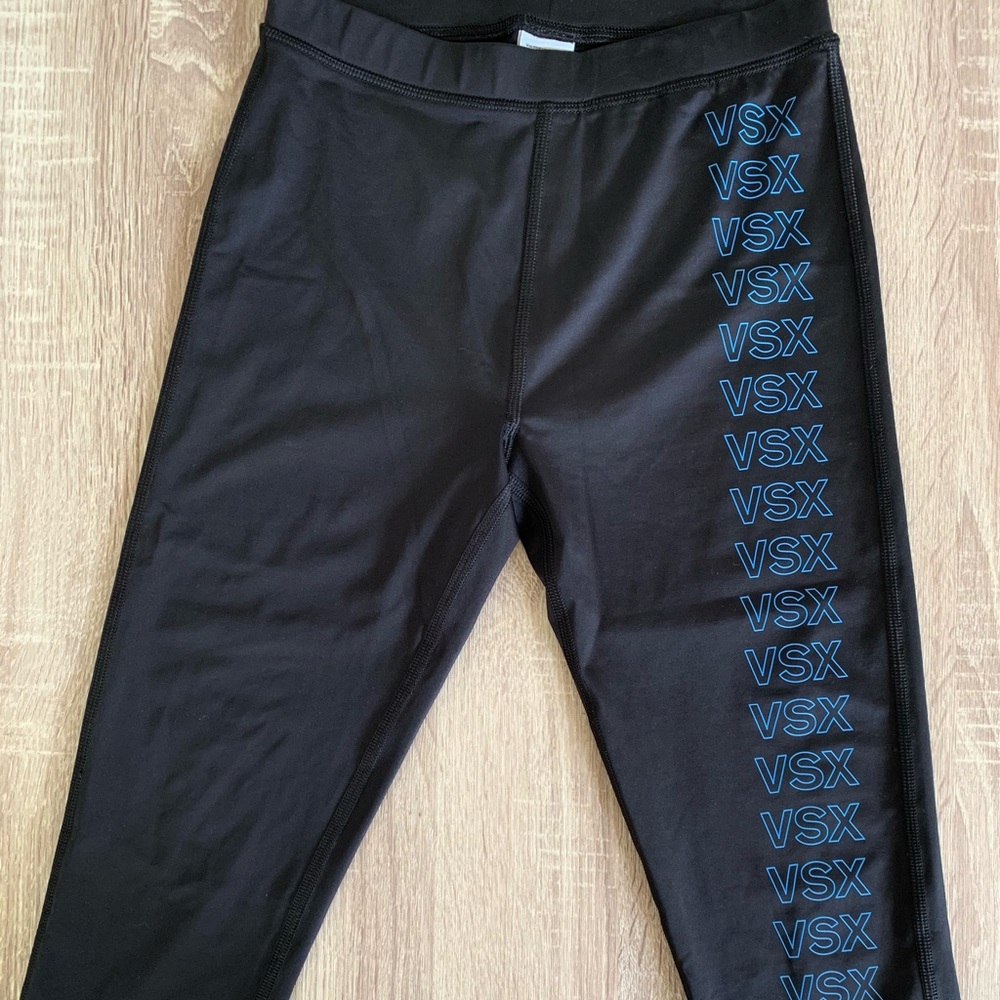 NWOT Victoria Secret Leggings